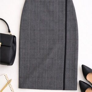 Max Studio Gray Glen Plaid Pencil Skirt with Side Stripe